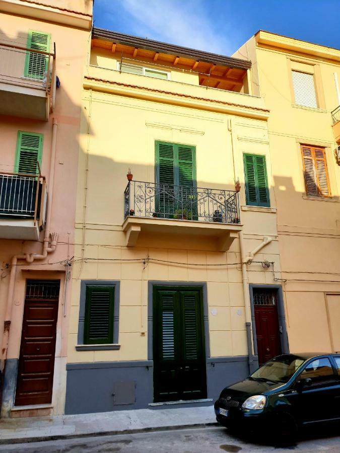 Casa Verdi, Confortevole Bilocale In Centro, 1° P Apartment Bagheria Exterior photo